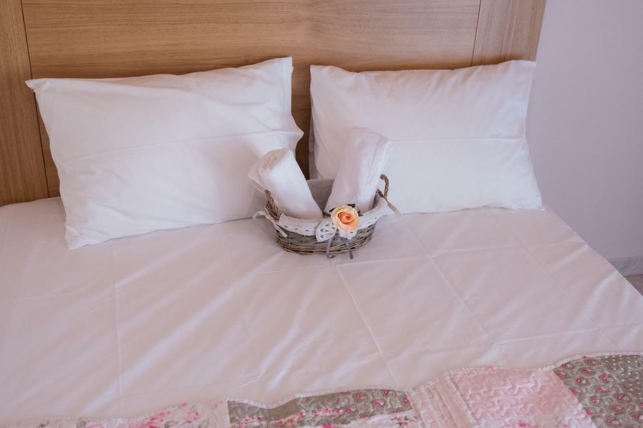 פרבזה Aelia Apartment מראה חיצוני תמונה